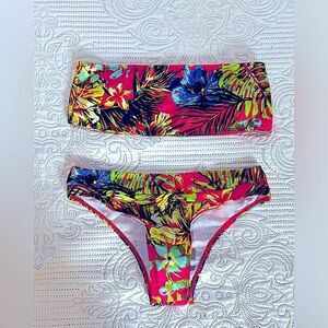 Never worn ! Coco Cabana neon two piece swim wear size medium sanitary strip